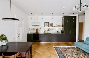 NEW! WARM and COSY apartment with private ENTRANCE and PARKING in a city center